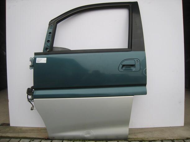 Foto: TÜR VORNE LINKS eines Mitsubishi Space Gear 2400 GLS