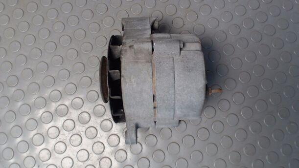Foto: LICHTMASCHINE DELCO eines Opel Corsa CD