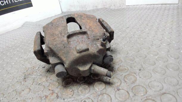 Foto: BREMSSATTEL VORN LINKS eines Ford Sierra 1.6 LX