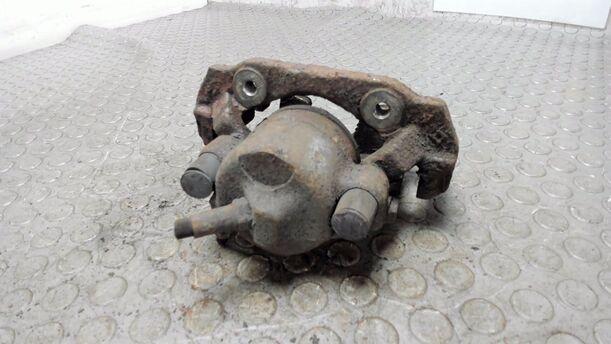 Foto: BREMSSATTEL VORN LINKS eines Ford Sierra 1.6 LX