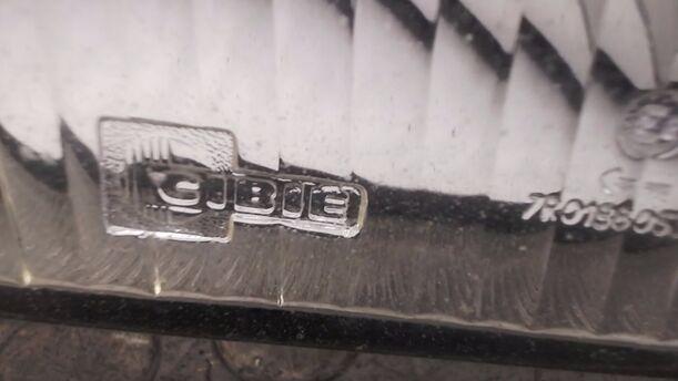 Foto: SCHEINWERFER RECHTS eines Opel Omega GLS