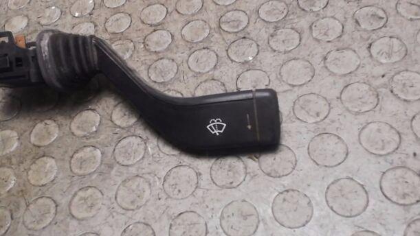 Foto: SCHEIBENWISCHERSCHALTER eines Opel Omega GLS
