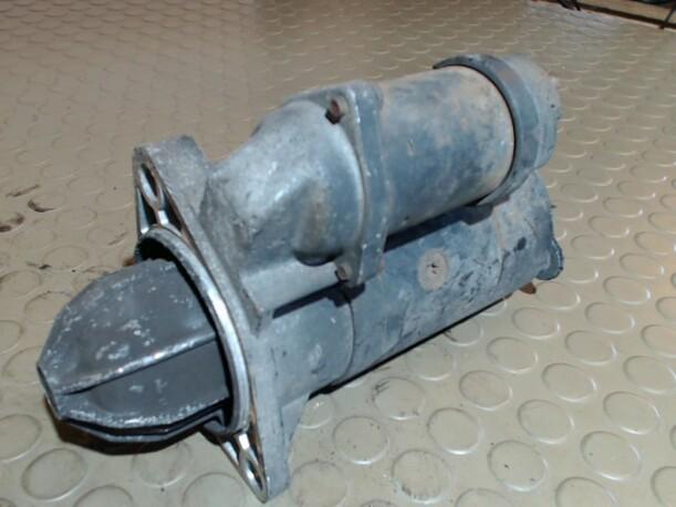 Foto: ANLASSER / STARTER DELCO eines Opel Omega GLS