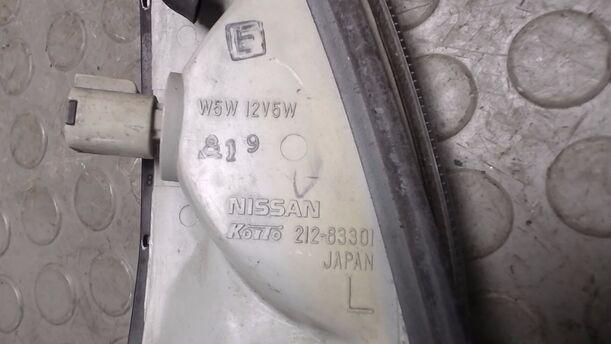 Foto: STANDLICHT LINKS eines Nissan Micra 1.6 LX