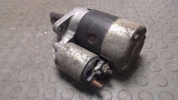 Foto: ANLASSER / STARTER eines Nissan Micra 1.6 LX