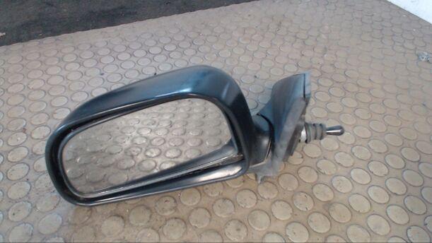 Foto: AUSSENSPIEGEL MECH. INNENVERSTB. LINKS eines Mitsubishi Colt 1300 1.6 LX