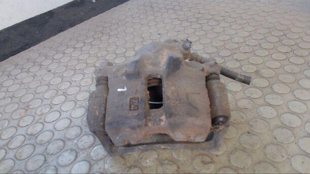 Foto: BREMSSATTEL VORN LINKS eines Mitsubishi Colt 1300 1.6 LX