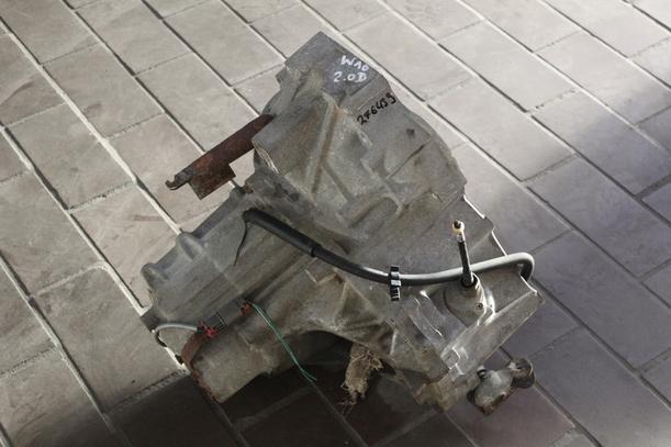 Foto: SCHALTGETRIEBE 5-GANG eines Nissan Primera Traveller Magnus