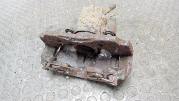 Foto: BREMSSATTEL VORN LINKS eines Ford Scorpio Turnier 1.6 LX