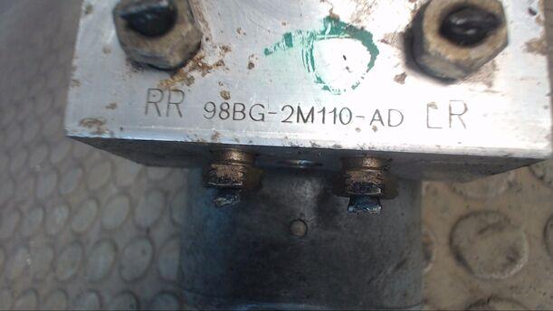 Foto: HAUPTBREMSAGGREGAT ABS eines Ford Mondeo 16V Magnus