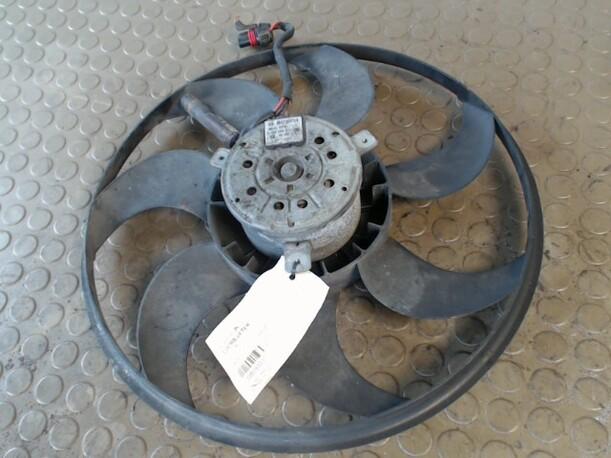 Foto: ELEKTROLÜFTER eines Opel Vectra 1.6 Caravan CL