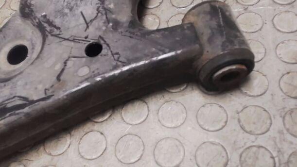 Foto: QUERLENKER VORN RECHTS eines Toyota Corolla 1.4 CL