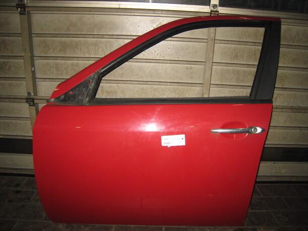 Foto: TÜR VORNE LINKS eines Alfa Romeo 156 1.8 16V Twin Spark GLX