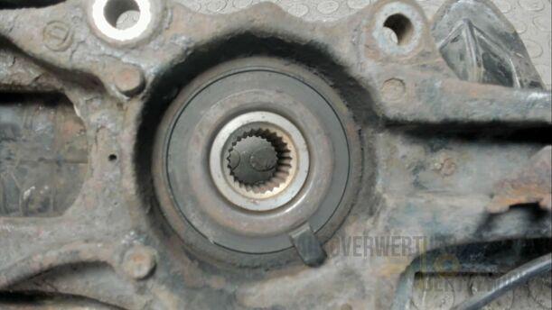 Foto: ACHSSCHENKEL VORNE RECHTS eines Alfa Romeo 156 1.8 16V Twin Spark GLX