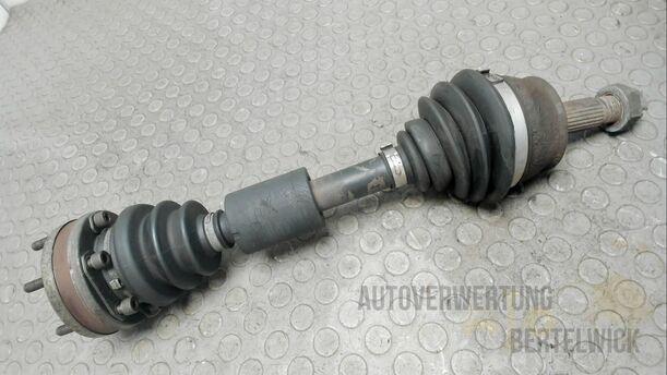 Foto: ANTRIEBSWELLE LINKS eines Alfa Romeo 156 1.8 16V Twin Spark GLX
