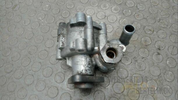 Foto: LENKGETRIEBEPUMPE eines Alfa Romeo 156 1.8 16V Twin Spark GLX