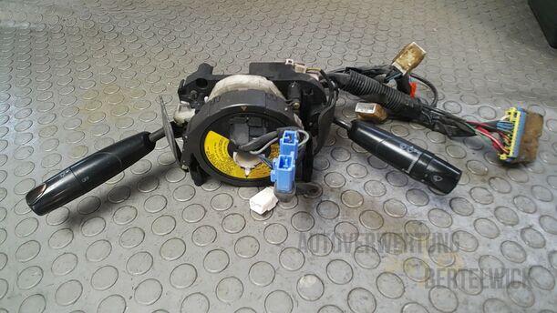 Foto: KOMBISCHALTER eines Mazda Xedos 6