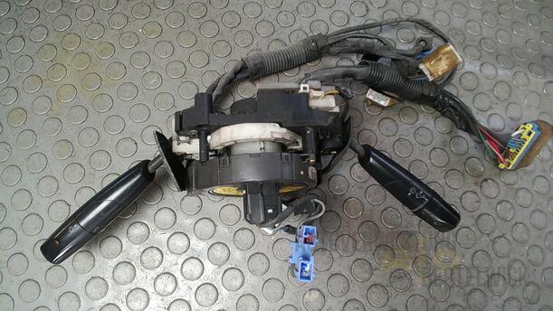 Foto: KOMBISCHALTER eines Mazda Xedos 6
