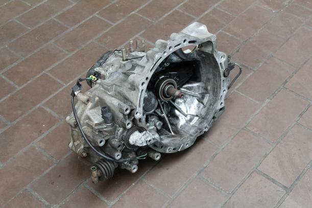 Foto: SCHALTGETRIEBE 5-GANG eines Mazda Xedos 6
