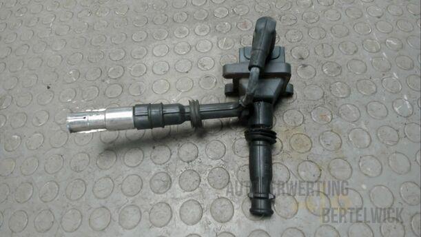 Foto: ZÜNDSPULE eines Alfa Romeo 156 1.8 16V Twin Spark GLX