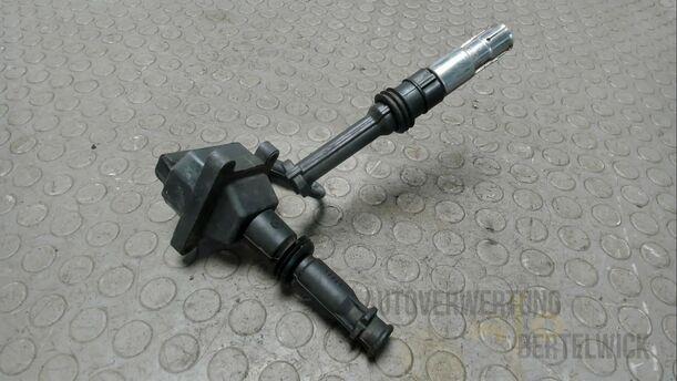 Foto: ZÜNDSPULE eines Alfa Romeo 156 1.8 16V Twin Spark GLX