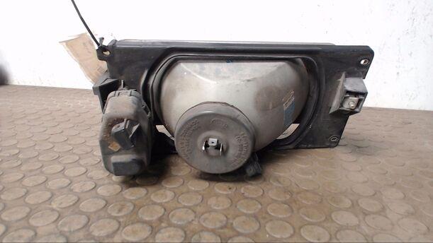 Foto: SCHEINWERFER LINKS eines VW Polo GLX