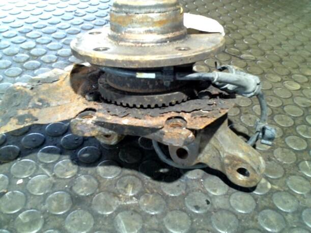 Foto: ACHSSCHENKEL VORNE LINKS eines Opel Senator B 24V GLX