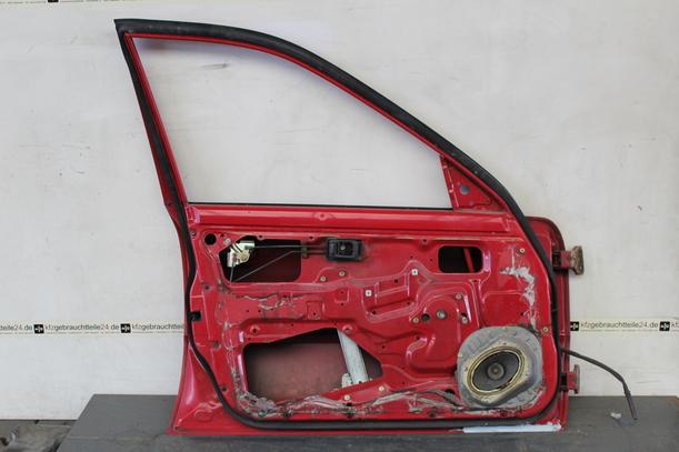 Foto: TÜR VORNE LINKS eines Nissan Sunny Van GLX