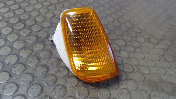 Foto: BLINKER RECHTS eines VW Polo GLX