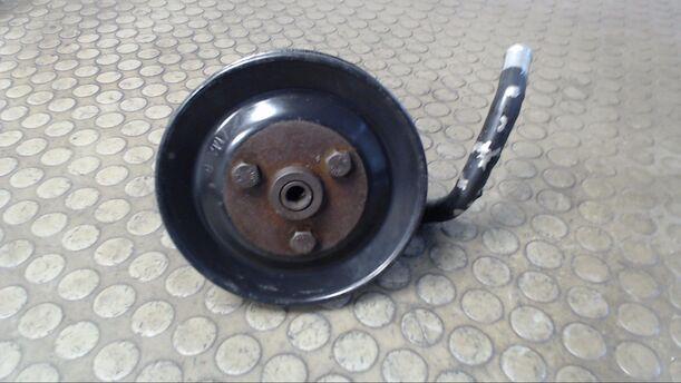 Foto: LENKGETRIEBEPUMPE eines Daewoo Nexia 1.5 GLX