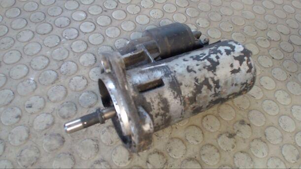 Foto: ANLASSER / STARTER BOSCH eines VW Golf 1.6 GLX
