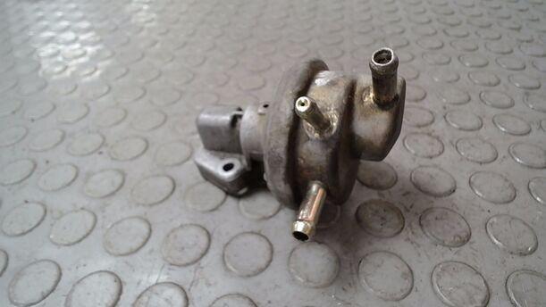 Foto: KRAFTSTOFFPUMPE MECHANISCH eines Fiat Panda 750 Fire