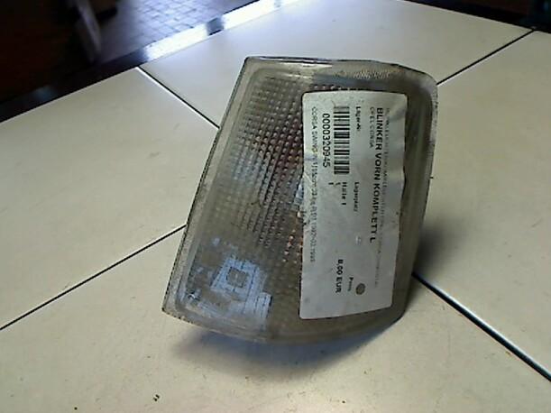 Foto: BLINKER VORN KOMPLETT L eines Opel Corsa