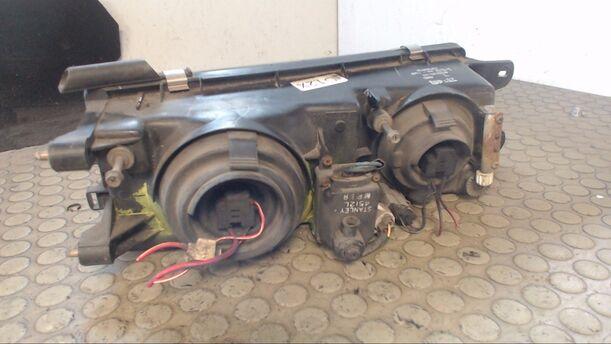 Foto: SCHEINWERFER LINKS eines Mitsubishi Colt 1300