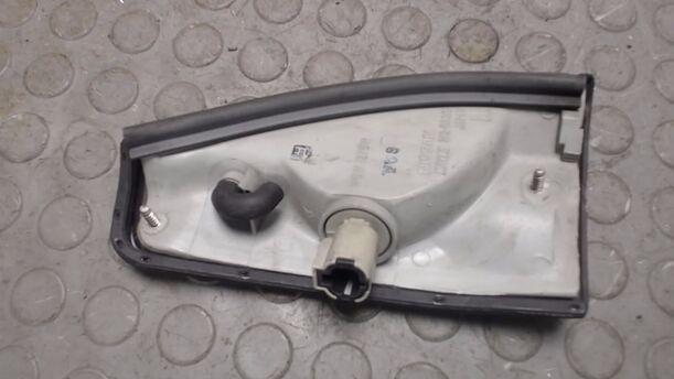 Foto: STANDLICHT LINKS eines Nissan Micra
