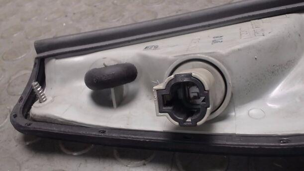 Foto: STANDLICHT LINKS eines Nissan Micra