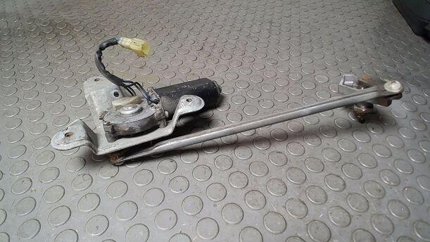 Foto: SCHEIBENWISCHERMOTOR HINTEN eines Toyota Previa