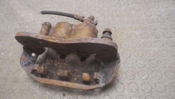 Foto: BREMSSATTEL VORN RECHTS eines Toyota Previa