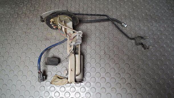 Foto: KRAFTSTOFFPUMPE eines Toyota Previa
