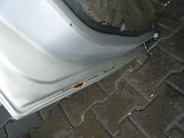 Foto: TÜR HINTEN LINKS eines Ford Focus Turnier