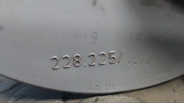 Foto: KRAFTSTOFFPUMPE / BENZINPUMPE eines VW Polo 50