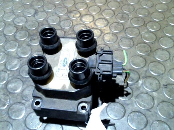 Foto: ZÜNDSPULE eines Ford Escort 16V