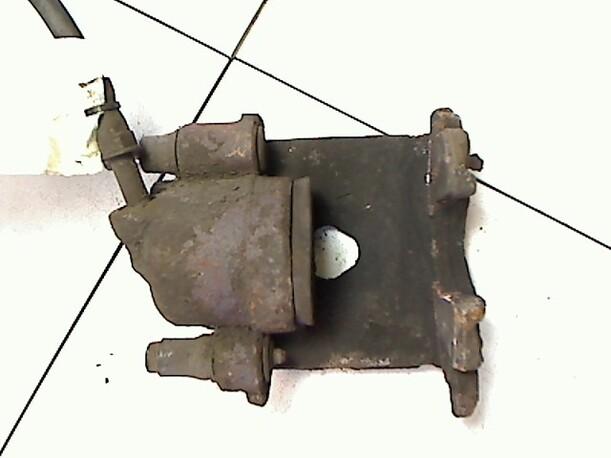 Foto: BREMSSATTEL VORN RECHTS eines Seat Cordoba 1.6