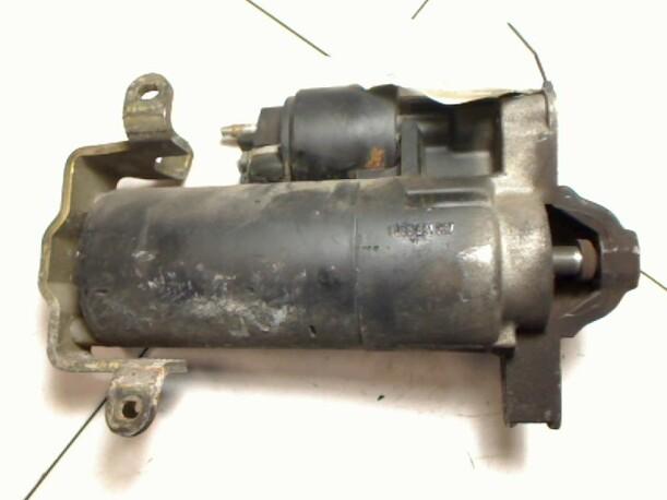Foto: ANLASSER / STARTER BOSCH eines Peugeot 106 D