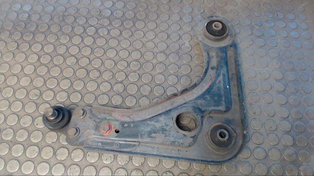 Foto: QUERLENKER VORN RECHTS eines Ford Fiesta