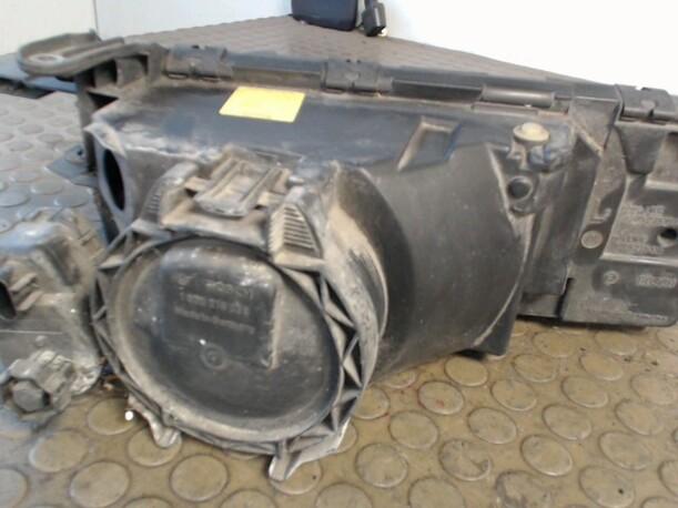 Foto: SCHEINWERFER LINKS eines Opel Vectra