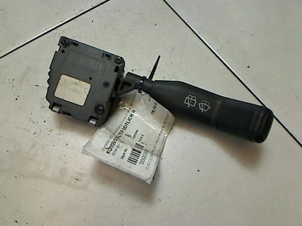 Foto: KOMBISCHALTER SEITLICH R eines Renault Clio 1.2