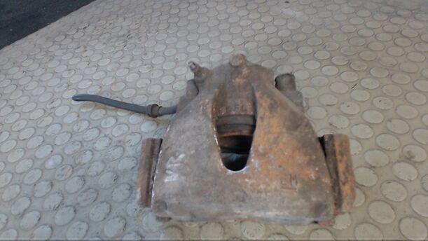 Foto: BREMSSATTEL VORN RECHTS eines Opel Astra 1.8