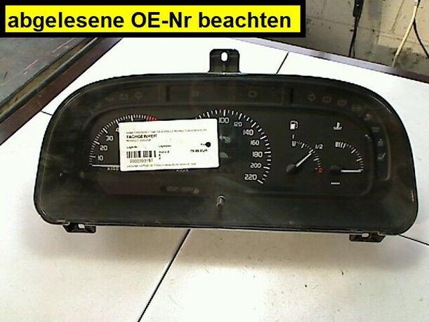 Foto: TACHOEINHEIT eines Renault Laguna 1.8
