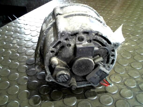 Foto: LICHTMASCHINE eines Alfa Romeo Alfa 33 1.4 I.E.